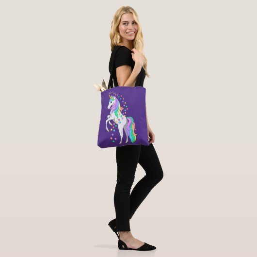 Tote Bag Plutôt Rearing Rainbow Unicorn Falling Stars (Sur le modèle)