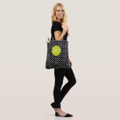 Tote Bag Points noirs et blancs avec monogramme vert citron (Sur le modèle)