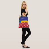 Tote Bag Points rouges et blancs et bouton bleu (Sur le modèle)