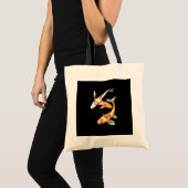 Tote Bag Poisson rouge de Koi de Japonais sur le noir (Devant (produit))