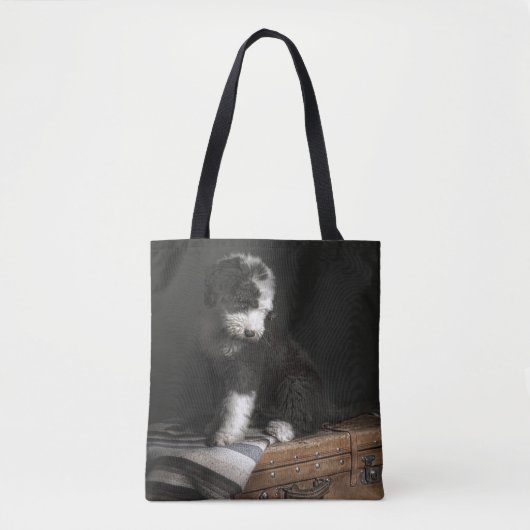 Tote Bag Portrait de chiot de queue écourtée dans le studio (Devant)