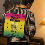 Tote Bag Poster vintage Ombre Concert avec photo personnali<br><div class="desc">Célébrez les musiciens avec ce sac fourre-tout personnalisé amusant. Il est prêt à être personnalisé avec leur nom, votre propre texte personnalisé et une photo. Le sac est dans le style d'une affiche de concert vintage. Le lettrage noir audacieux est placé contre un arrière - plan à tonalité magenta, jaune...</div>