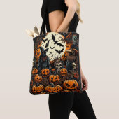 Tote Bag Potiron Patch Sorcière Corbeau et Équipage de Sque (De près)