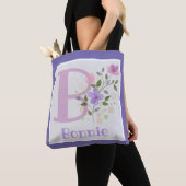 Tote Bag Première initiale plus nom Bonnie avec des fleurs (De près)