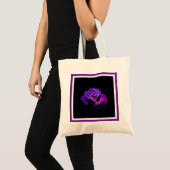 Tote Bag Purple Rose With Water Drops on Black Background (Devant (produit))
