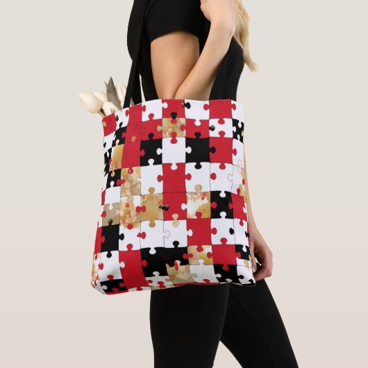 Tote Bag Puzzle Red Black Gold Pattern (De près)