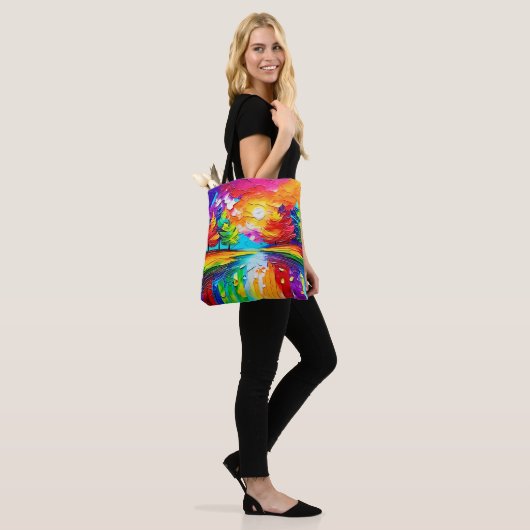 Tote Bag Rainbow Forest Sunset Dreams (Sur le modèle)
