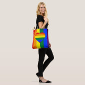 Tote Bag Rainbow Heart & Pride Rainbow Flag / communauté LG (Sur le modèle)