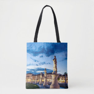 Tote Bag Rangée de statues illuminées à Padova