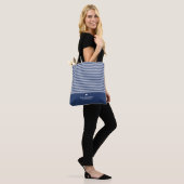 Tote Bag Rayures modernes avec Monogramme cardiaque haut de (Sur le modèle)