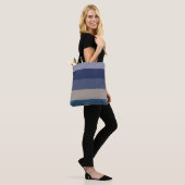 Tote Bag Rayures Modernes avec Monogramme Teintes de Bleu (Sur le modèle)