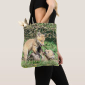 Tote Bag Red Fox Kits Jouer (De près)