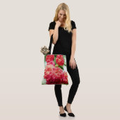 Tote Bag Red rose flower (Sur le modèle)