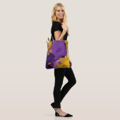 Tote Bag Résumé abstrait violet et or (Sur le modèle)