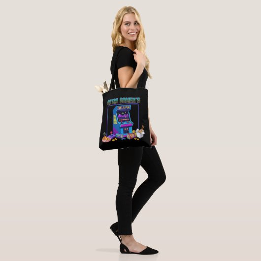 Tote Bag Retro Gamer's Fuel & Fun | Arcade Pixel Art 8-Bit (Sur le modèle)