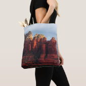 Tote Bag Roche à café nuageux à Sedona Arizona (De près)
