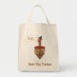 TOTE BAG ROTATION DE THANKSGIVUKKAH LES CADEAUX DE LA<br><div class="desc">CES UNIQUES "ROTATION DES CADEAUX DE LA TURQUIE" ENCHANTERONT L'OMS AMÉRICAINE DE JUIFS VEULENT PORTER LEUR FIERTÉ JUIVE AMÉRICAINE SUR LEUR COFFRE LE THANKSGIVING ET N'IMPORTE QUELLE AUTRE HEURE. CES CADEAUX DRÔLES DE CHANUKAH DES CASQUETTES,  DES TABLIERS,  DES TASSES,  DES SWEATSHIRTS,  ET DE PLUS SONT SPÉCIAUX POUR THANKSANUKAH 2013.</div>