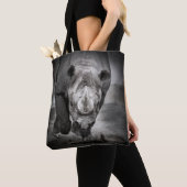 Tote Bag Running Rhinoceros : Wild Animal Portrait. (De près)