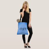 Tote Bag Sangria Cornflower Blue (Sur le modèle)