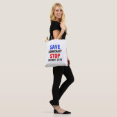Tote Bag Save Democracy Stop Project 2025 Election Gift (Sur le modèle)