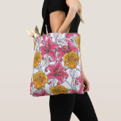Tote Bag Seamless pattern with roses and lilies. Hand drawn (De près)