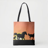 Tote Bag Silhouette de chevaux sauvages au coucher du solei (Devant)