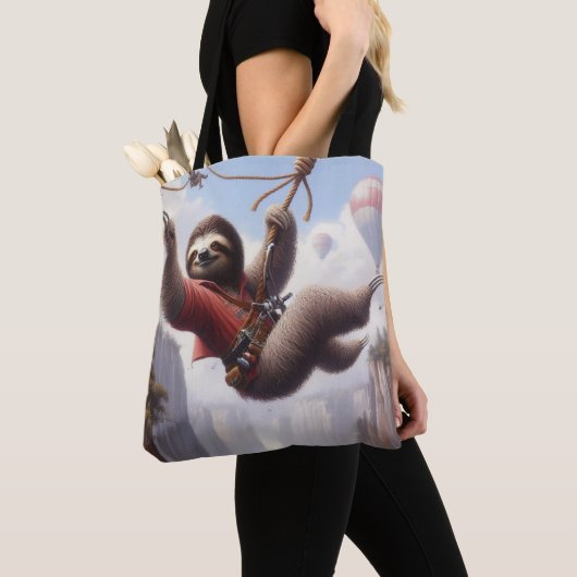Tote Bag Sloth Ziplining (De près)