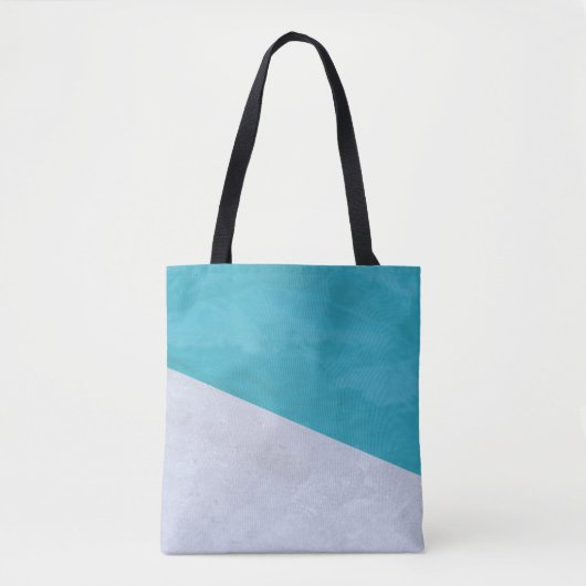 Tote Bag Sol gris vide à côté de la piscine (Devant)