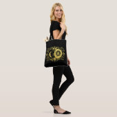 Tote Bag Soleil et Lune mystique en or (Sur le modèle)