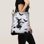 Tote Bag Sorcière avec chauves-souris drôle thème Halloween (De près)