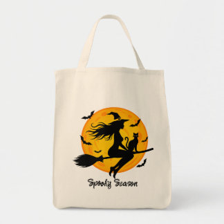 Tote Bag Sorcière et chat noir volant à travers la pleine l