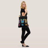 Tote Bag Symphonie Whimsical Butterfly : Couleurs vibrantes (Sur le modèle)