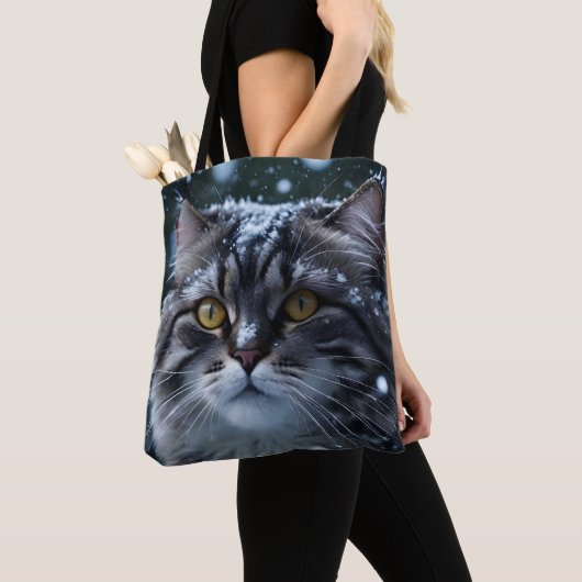 Tote Bag Tabby gris chat en orage de neige (De près)