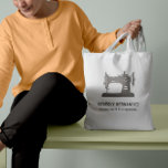 Tote Bag Taupe Gris Vintage Machine à coudre Seamstress<br><div class="desc">Sac économique élégant pour tailleurs,  couturières,  couturiers,  stylistes,  et plus avec une illustration vintage machine à coudre en couleur gris taupe avec deux lignes de texte personnalisé en blanc. La couleur de la machine à coudre est modifiable !</div>