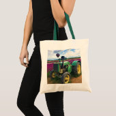 Tote Bag Tracteur vert en Tulip Field, Oregon (Devant (produit))