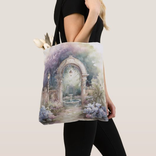 TOTE BAG TRANQUIL PASTEL WATERCOLOR GARDEN SCÈNE (De près)