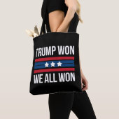 Tote Bag Trump remporte tous le prix du Drapeau américain 2 (De près)