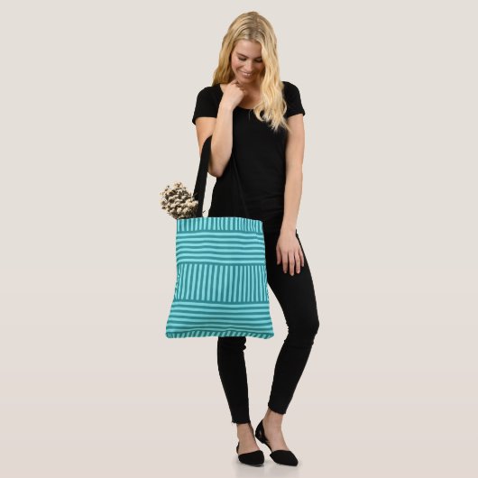 Tote Bag Turquoise géométrique (Sur le modèle)