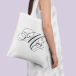 Tote Bag Typographie de script élégante "Future Mrs."<br><div class="desc">Design élégant et chic personnalisé de fête de mariée.</div>