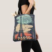Tote Bag Typographie parisienne : affiche Eiffel abstraite. (De près)