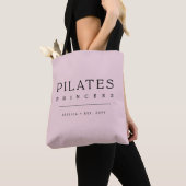 Tote Bag Typographie simple Princesse de Pilates rose moder (De près)