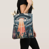 Tote Bag UFO Abduction Night Street Illustration (De près)