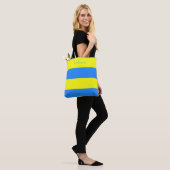 Tote Bag Ukraine Drapeau bleu jaune Thunder_Cove (Sur le modèle)