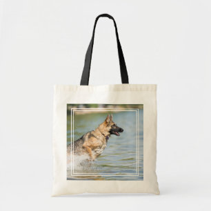 Tote Bag Un berger allemand se jette dans l'eau