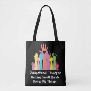 Tote Bag Un ergothérapeute aide les petites mains à faire