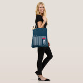 Tote Bag Un homme élégant tenant un code barre parapluie (Sur le modèle)