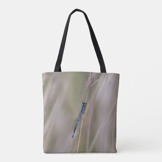 Tote Bag Une abeille massive, ou peut-être pas, sur un sac. (Dos)