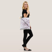 Tote Bag Une touche de feuille rose (Sur le modèle)