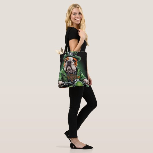 Tote Bag Vélo Bulldog Saint-Patrick (Sur le modèle)