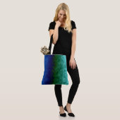 Tote Bag Verset abyssal (Sur le modèle)